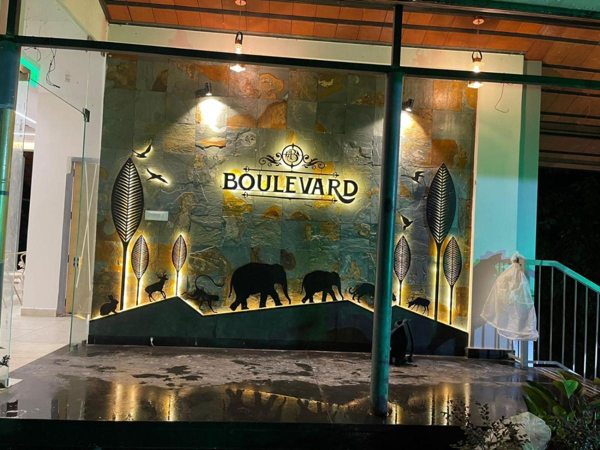 Boulevard Resorts Kakkadampoyil Bagian luar foto